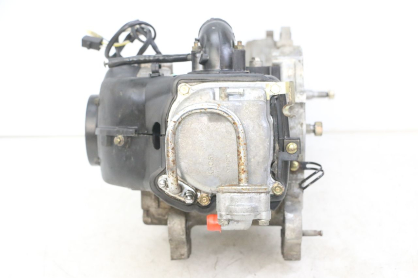 photo de MOTOR KYMCO AGILITY 4T 50 (2005 - 2018) - Detalles de los puntos de fijación