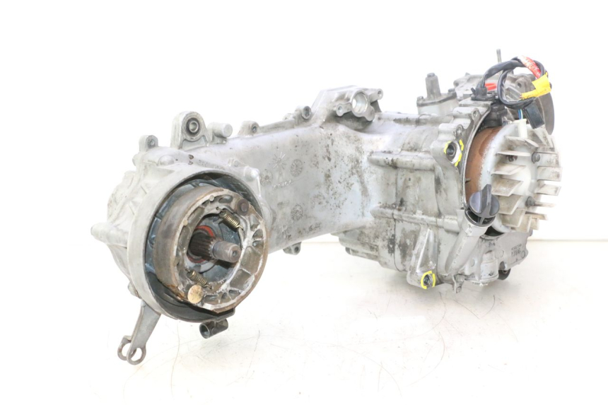 photo de MOTOR KYMCO AGILITY 4T 50 (2018 - 2022) - Inspección visual detallada