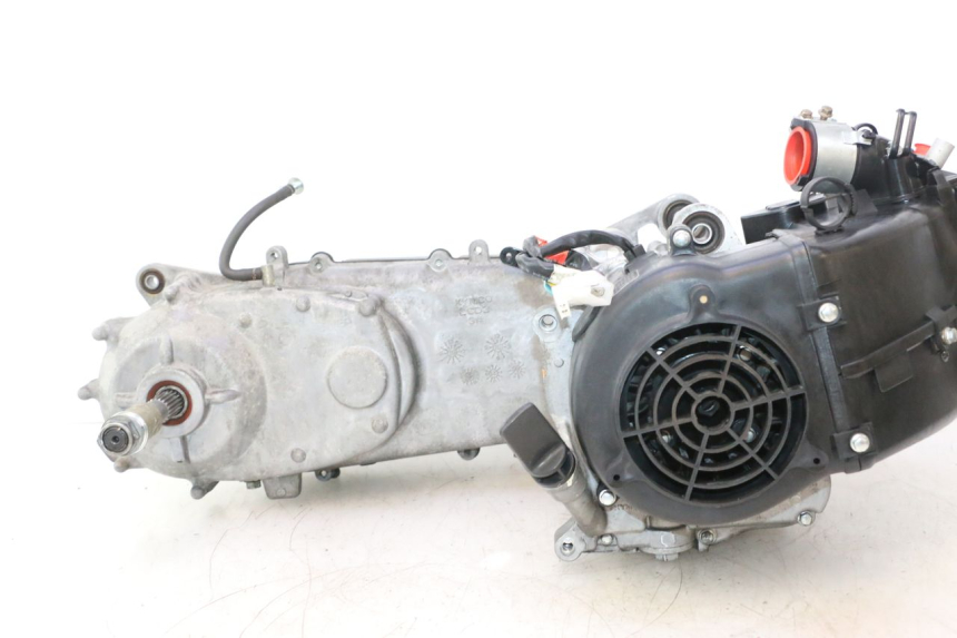 photo de MOTOR KYMCO AGILITY CITY 16P 125 (2015 - 2024) - Características distintivas
