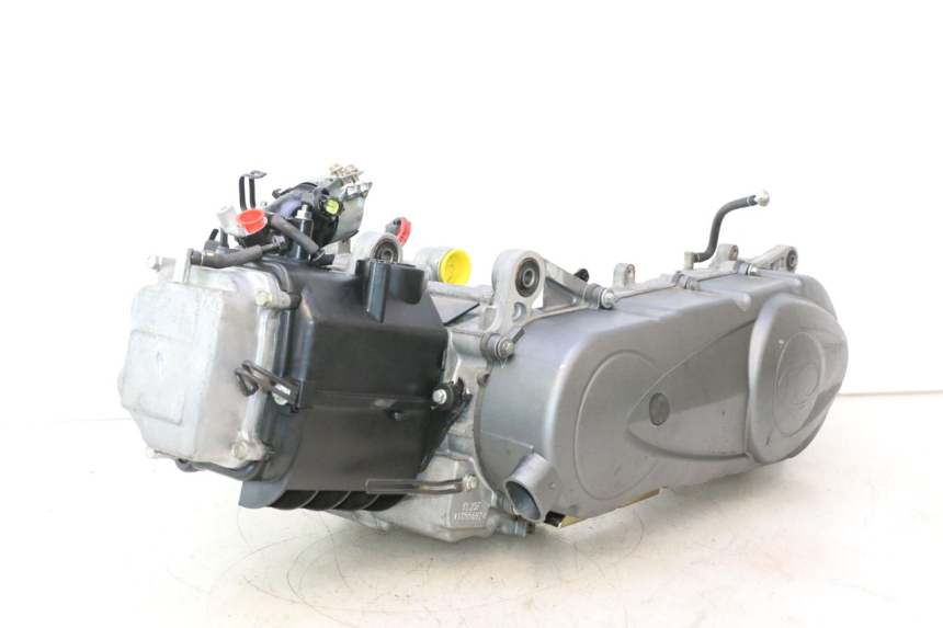 photo de MOTOR KYMCO AGILITY CITY 16P 125 (2015 - 2024) - Detalles de los puntos de fijación