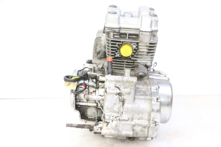 photo de MOTOR HYOSUNG GV AQUILA 125 (2000 - 2009) - Otra vista del artículo