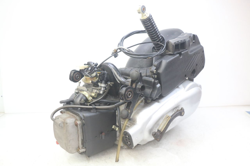 photo de MOTOR WILDLANDER BISCUIT 125 (2004 - 2010) - Primer plano técnico