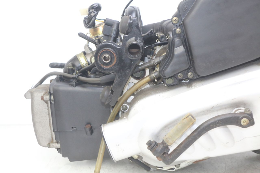 photo de MOTOR WILDLANDER BISCUIT 125 (2004 - 2010) - Detalles de los puntos de fijación