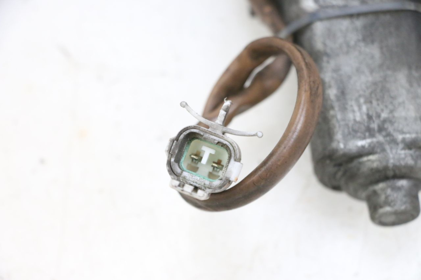 photo de BURBUJA MOTOR SUZUKI BURGMAN 650 (2013 - 2020) - Primer plano técnico