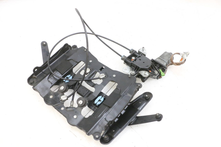 photo de BURBUJA MOTOR SUZUKI BURGMAN 650 (2013 - 2020) - Recambio usado revisado