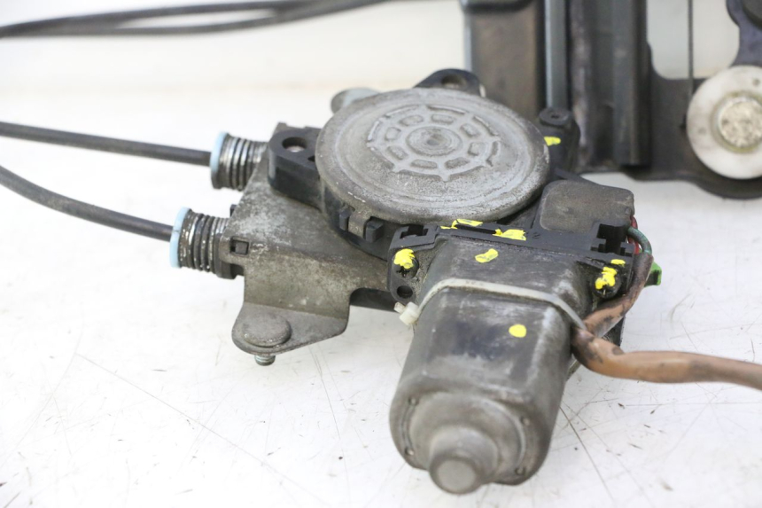 photo de BURBUJA MOTOR SUZUKI BURGMAN EXECUTIVE ABS 650 (2006 - 2012) - Inspección visual detallada