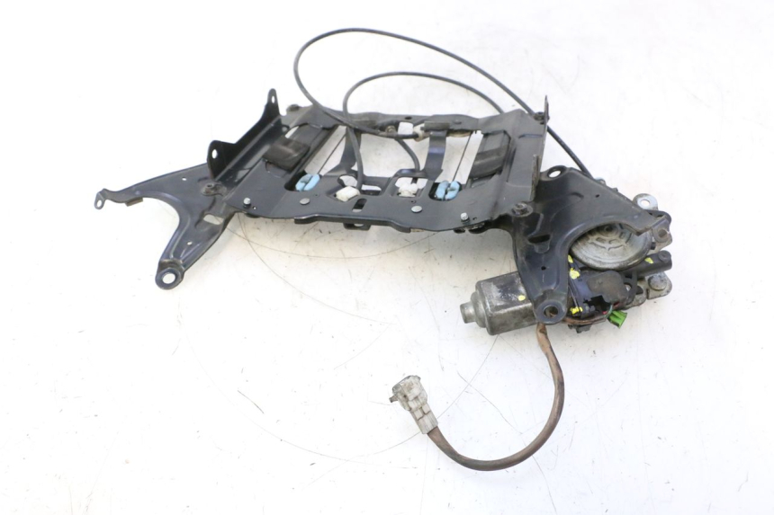 photo de BURBUJA MOTOR SUZUKI BURGMAN EXECUTIVE ABS 650 (2006 - 2012) - Otra perspectiva