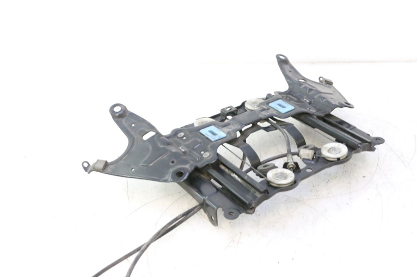 photo de BURBUJA MOTOR SUZUKI BURGMAN EXECUTIVE ABS 650 (2006 - 2012) - Recambio usado revisado