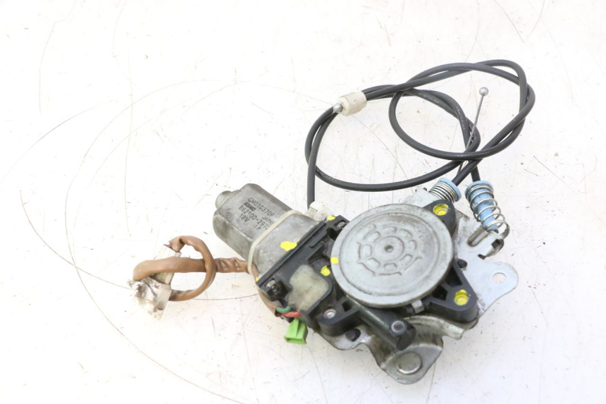 photo de BURBUJA MOTOR SUZUKI BURGMAN EXECUTIVE ABS 650 (2006 - 2012) - Estado de la superficie y material