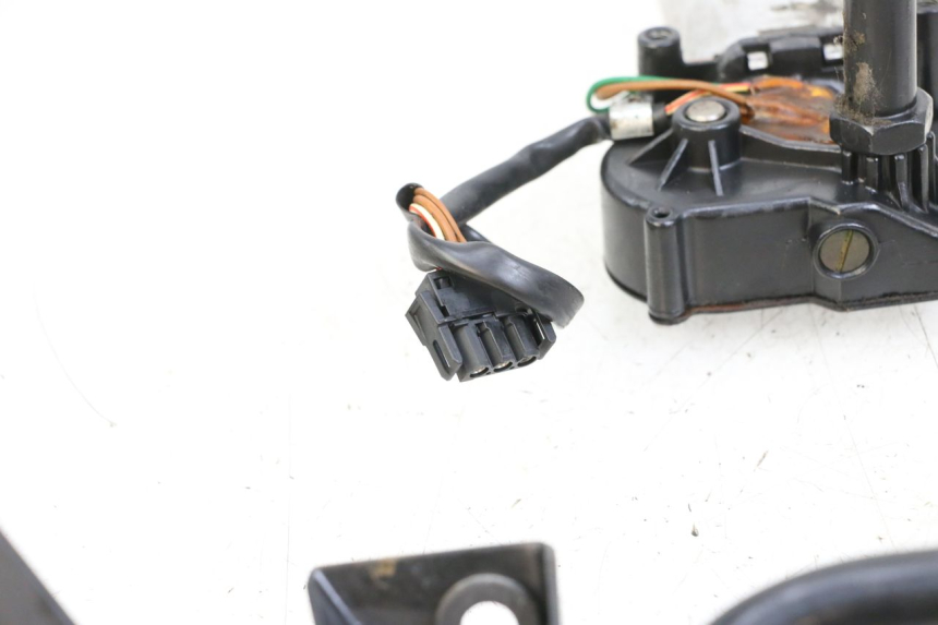 photo de BURBUJA MOTOR BMW C1 125 (2000 - 2003) - Primer plano técnico