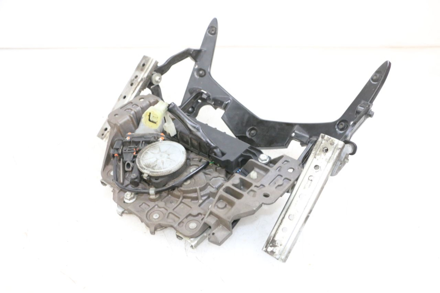 photo de MOTOR BURBUJA YAMAHA FJR ABS 1300 (2006 - 2012) - Primer plano técnico