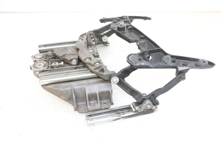 photo de MOTOR BURBUJA YAMAHA FJR ABS 1300 (2006 - 2012) - Marcados y referencias originales