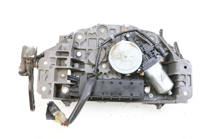 photo de MOTOR BURBUJA YAMAHA FJR ABS 1300 (2006 - 2012) - Inspección visual detallada