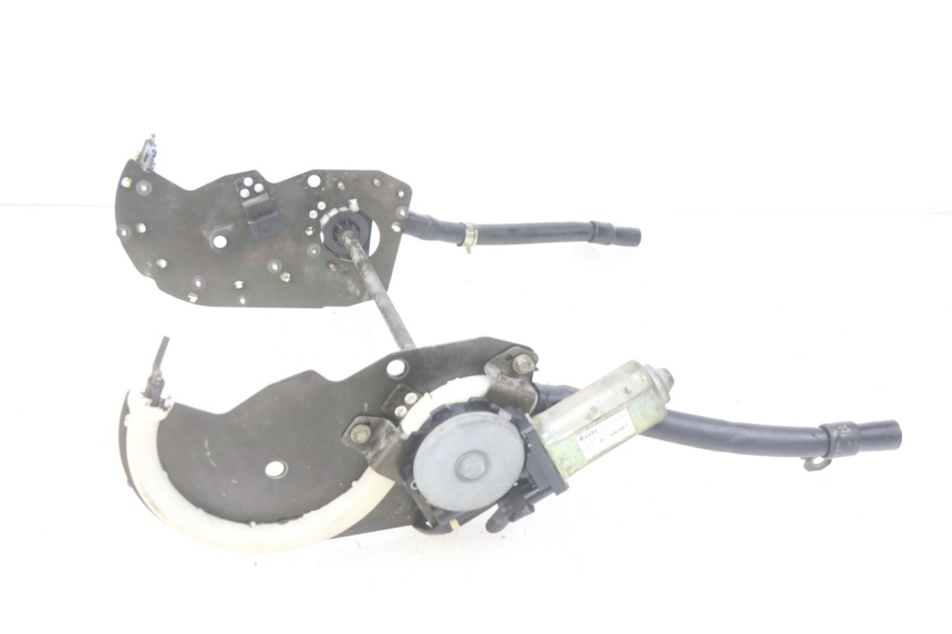 photo de MOTOR BURBUJA SUZUKI GSX-F GSX  F 1100 (1988 - 1994) - Detalle de la pieza