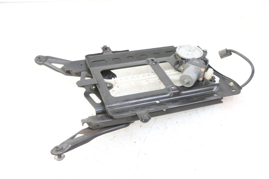 photo de BURBUJA MOTOR HONDA FORZA 125 (2021 - 2025) - Primer plano técnico