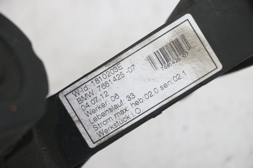 photo de BURBUJA MOTOR BMW R RT ABS 1200 (2010 - 2014) - Primer plano técnico