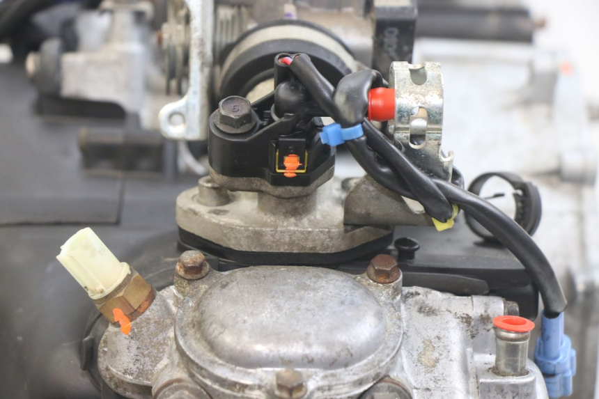 photo de MOTOR YAMAHA BW'S BWS 125 (2010 - 2013) - Zoom sobre los componentes