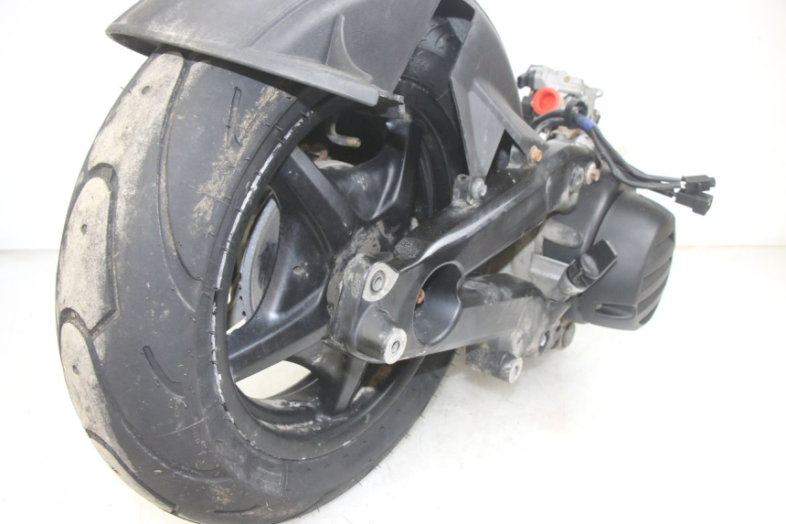 photo de MOTOR YAMAHA BW'S BWS 125 (2010 - 2013) - Detalles de los puntos de fijación