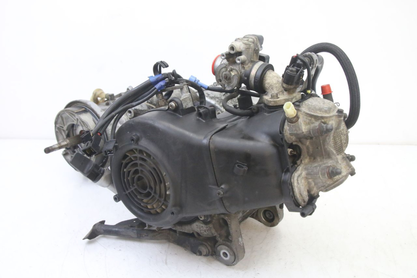 photo de MOTOR YAMAHA BW'S BWS 125 (2010 - 2013) - Detalles de los puntos de fijación