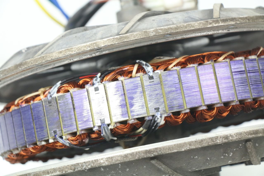 photo de MOTOR ERIDER CARGO 1 (2009 - 2018) - Detalles de los puntos de fijación