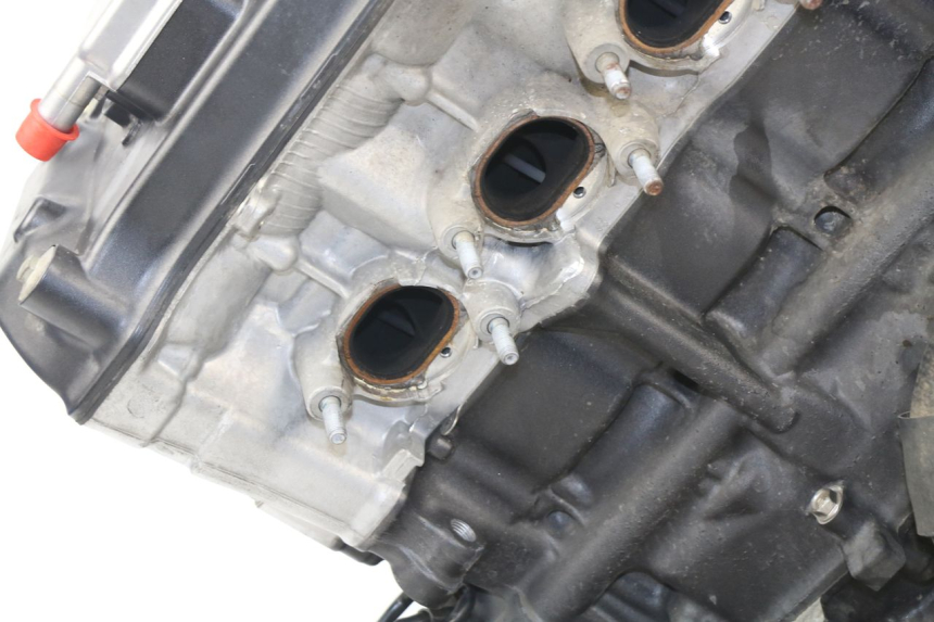 photo de MOTOR HONDA CBR RR FIREBLADE 1000 (2006 - 2007) - Ángulo de visión alternativo