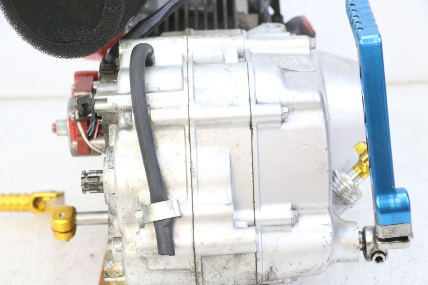 photo de MOTOR CCR DIRT BIKE 110 - Enfoque en la estructura