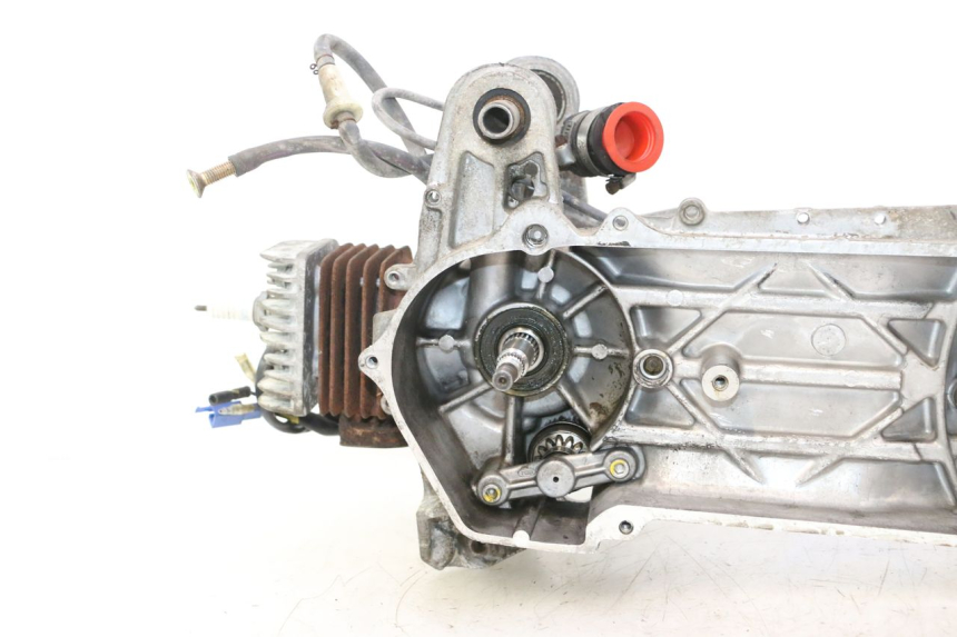 photo de MOTOR TGB CITY RS 50 (2011 - 2016) - Enfoque en la estructura