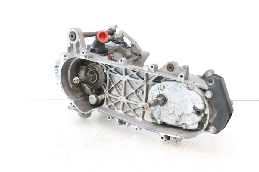 photo de MOTOR PEUGEOT CITYSTAR 2T 50 (2018 - 2021) - Zoom sobre los componentes