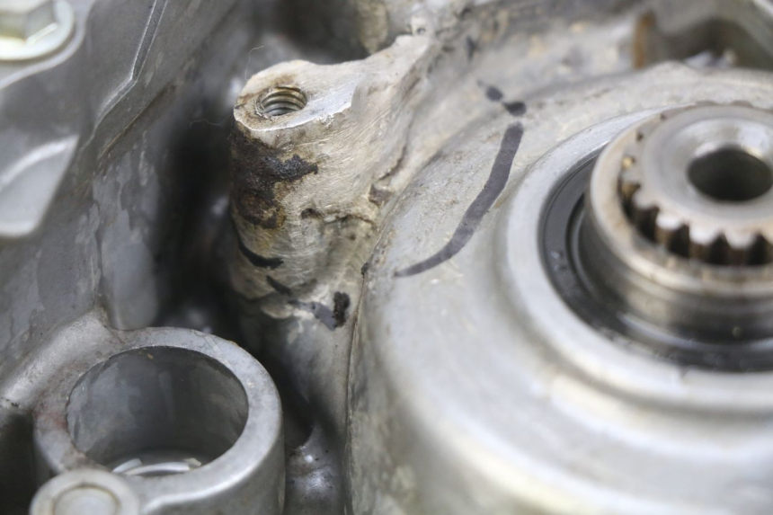 photo de MOTOR HONDA CRF CR-F 450 (2009 - 2012) - Primer plano técnico