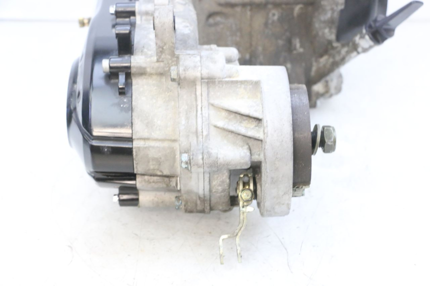 photo de MOTOR SYM CROX 4T 50 (2016 - 2023) - Estado de la superficie y material