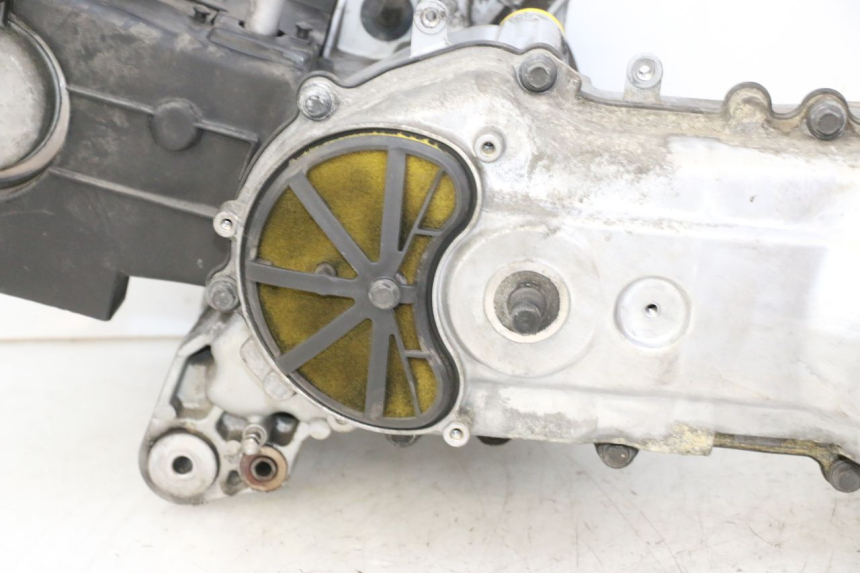 photo de MOTOR YAMAHA CYGNUS X INJECTION 125 (2007 - 2013) - Inspección visual detallada