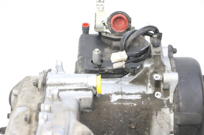 photo de MOTOR YAMAHA CYGNUS X INJECTION 125 (2007 - 2013) - Detalles de los puntos de fijación