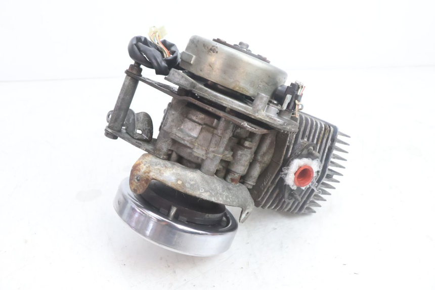photo de MOTOR MBK DAKOTA 50 (2003 - 2008) - Estado de la superficie y material