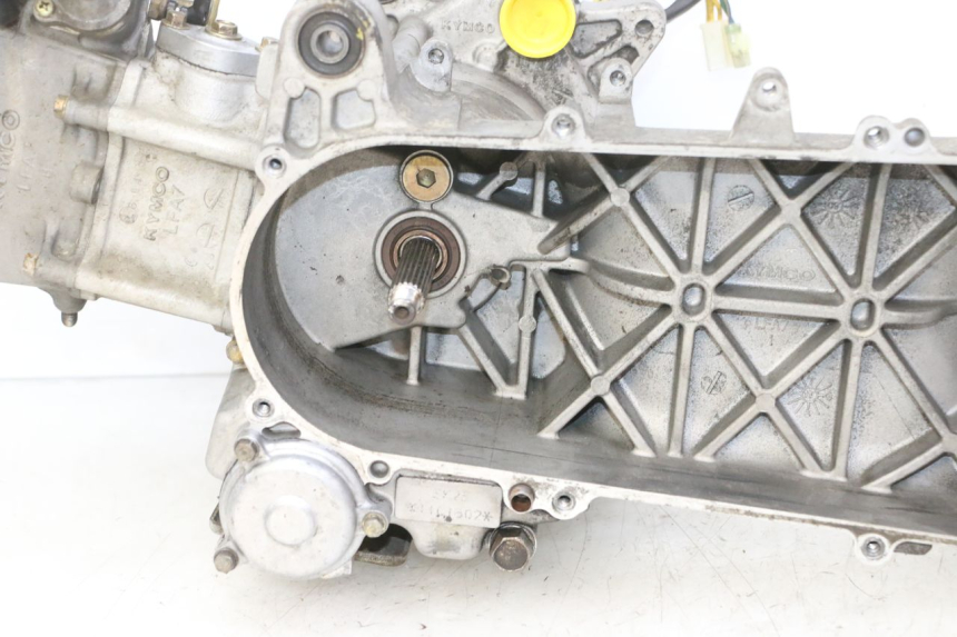 photo de MOTOR KYMCO DINK STREET 125 (2009 - 2014) - Ángulo de visión alternativo