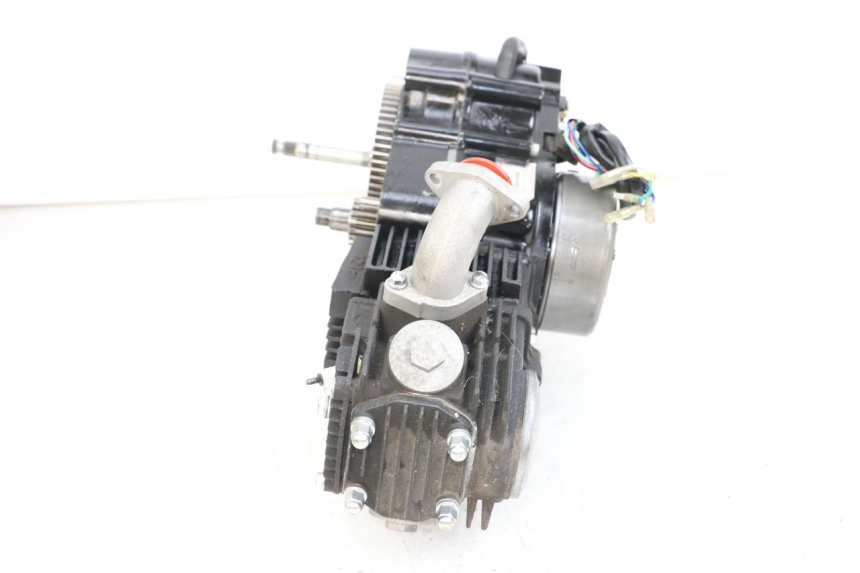 photo de MOTOR CCR DIRT BIKE 125 - Estado de la superficie y material