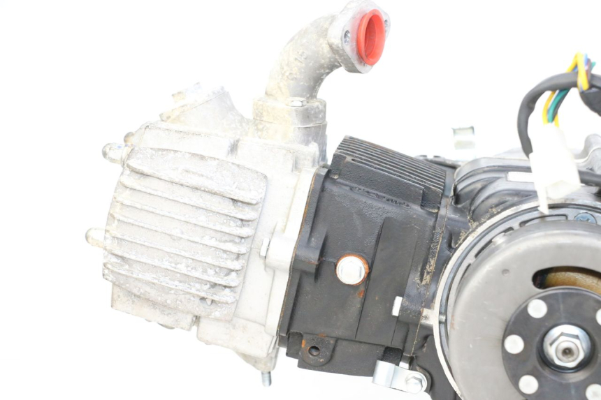 photo de MOTOR CCR DIRT BIKE 125 - Enfoque en la estructura