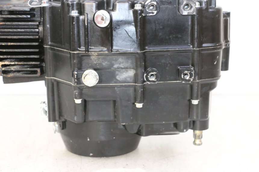 photo de MOTOR CCR DIRT BIKE 125 - Primer plano técnico