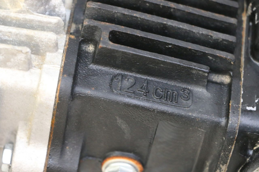 photo de MOTOR CCR DIRT BIKE 125 - Estado de la superficie y material