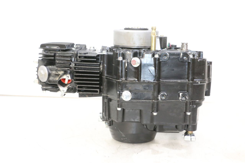 photo de MOTOR LONCIN DIRT BIKE 125 - Otra perspectiva