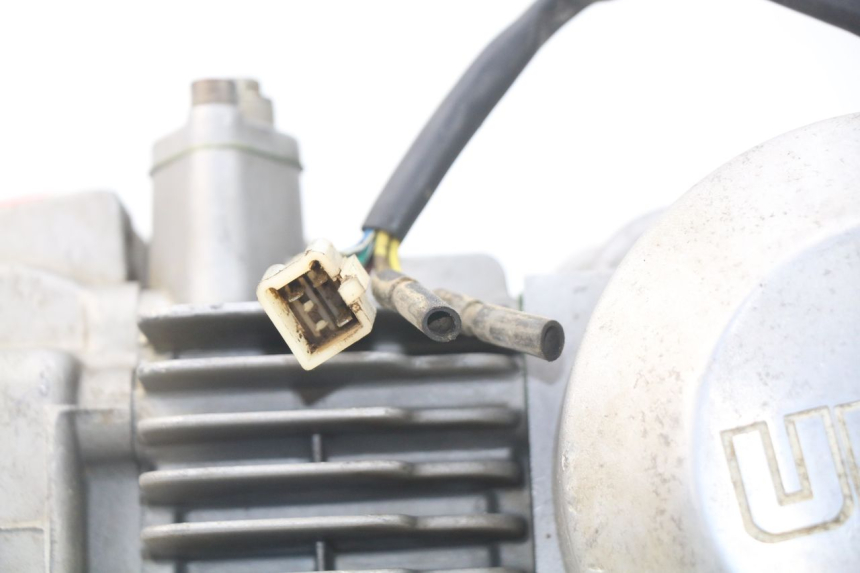 photo de MOTOR CRZ DIRTBIKE 140 - Características distintivas