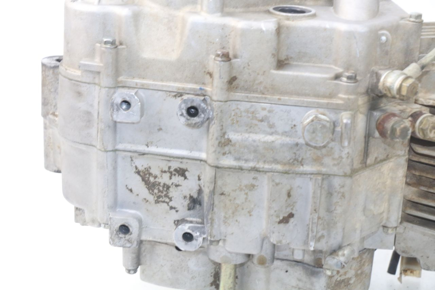 photo de MOTOR CRZ DIRTBIKE 140 - Primer plano técnico