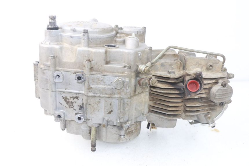 photo de MOTOR CRZ DIRTBIKE 140 - Detalles de los puntos de fijación