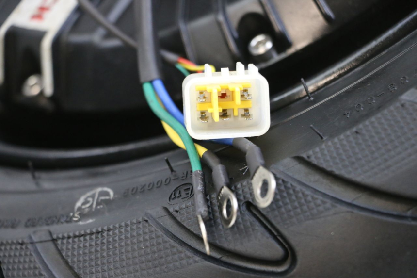 photo de MOTOR WAYSCRAL E-START 1 (2018 - 2022) - Otra vista del artículo