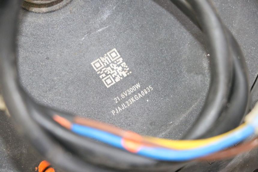 photo de MOTOR SEGWAY NINEBOT E2 1 - Detalles de los puntos de fijación