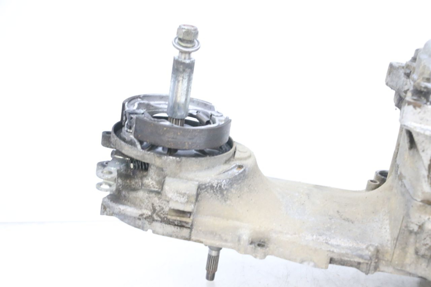 photo de MOTOR PEUGEOT ELYSEO 125 (1999 - 2004) - Otra perspectiva