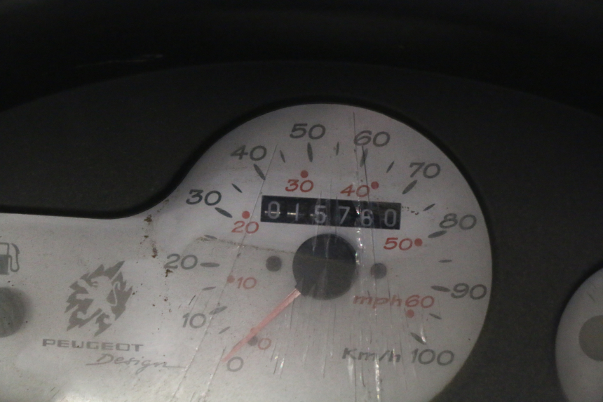 photo de MOTOR PEUGEOT ELYSEO 50 (1998 - 2001) - Zoom sobre los componentes