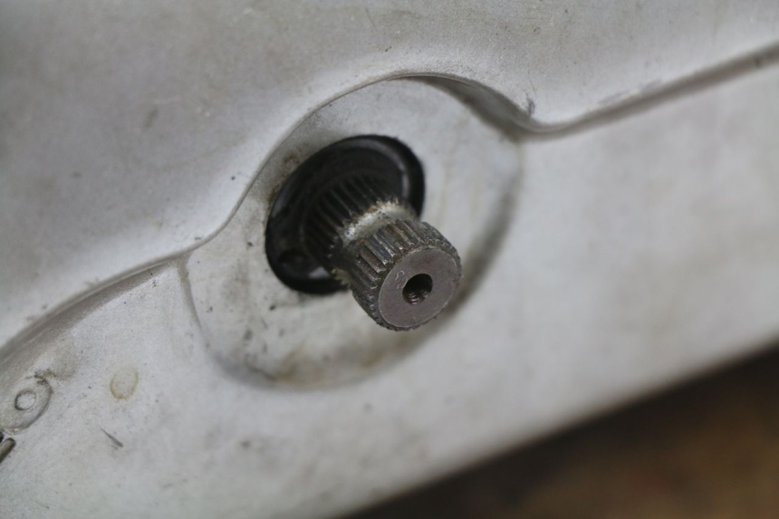 photo de MOTOR PEUGEOT ELYSEO 50 (1998 - 2001) - Marcados y referencias originales