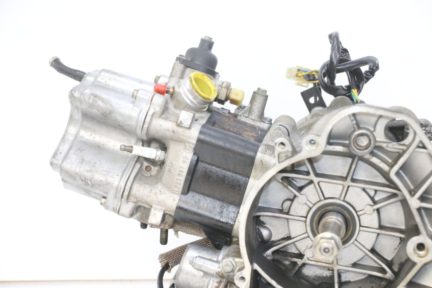 photo de MOTOR PEUGEOT ELYSTAR 125 (2002 - 2007) - Otra vista del artículo