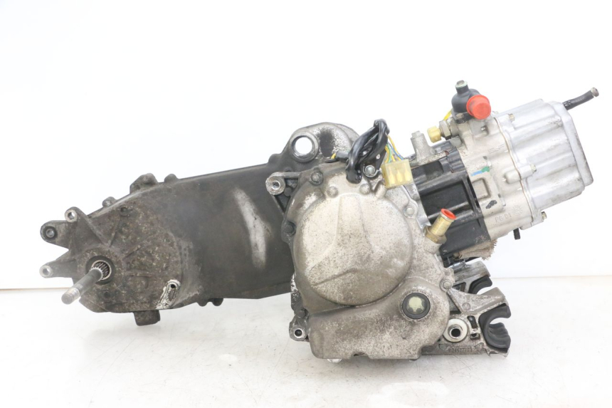 photo de MOTOR PEUGEOT ELYSTAR 125 (2002 - 2007) - Zoom sobre los componentes