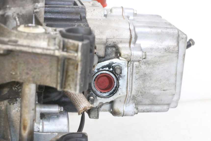 photo de MOTOR PEUGEOT ELYSTAR 125 (2002 - 2007) - Otra perspectiva